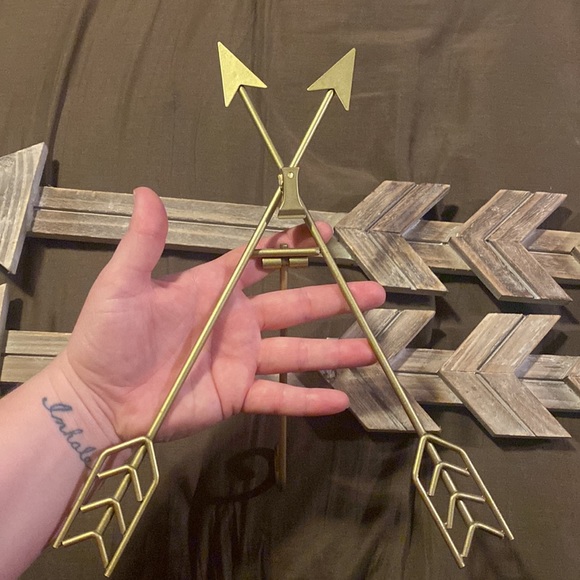 Arrow Home Decor - Picture 2 of 4